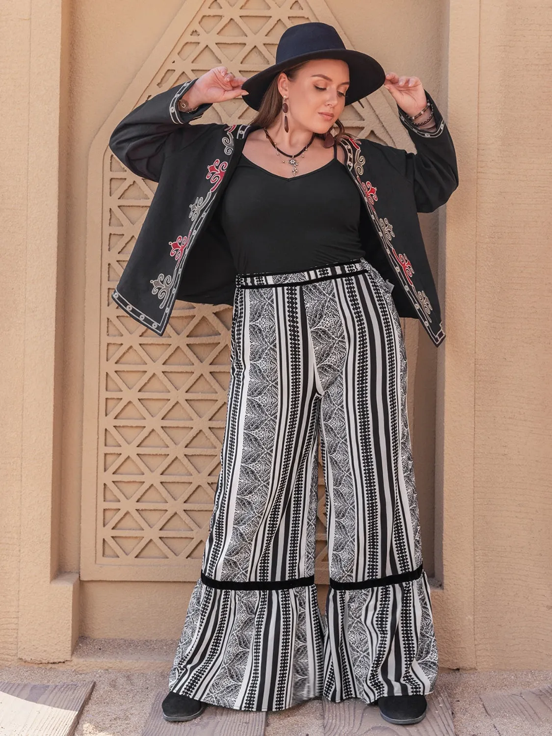 Black and White Printed Plus Size Wide Leg Pants