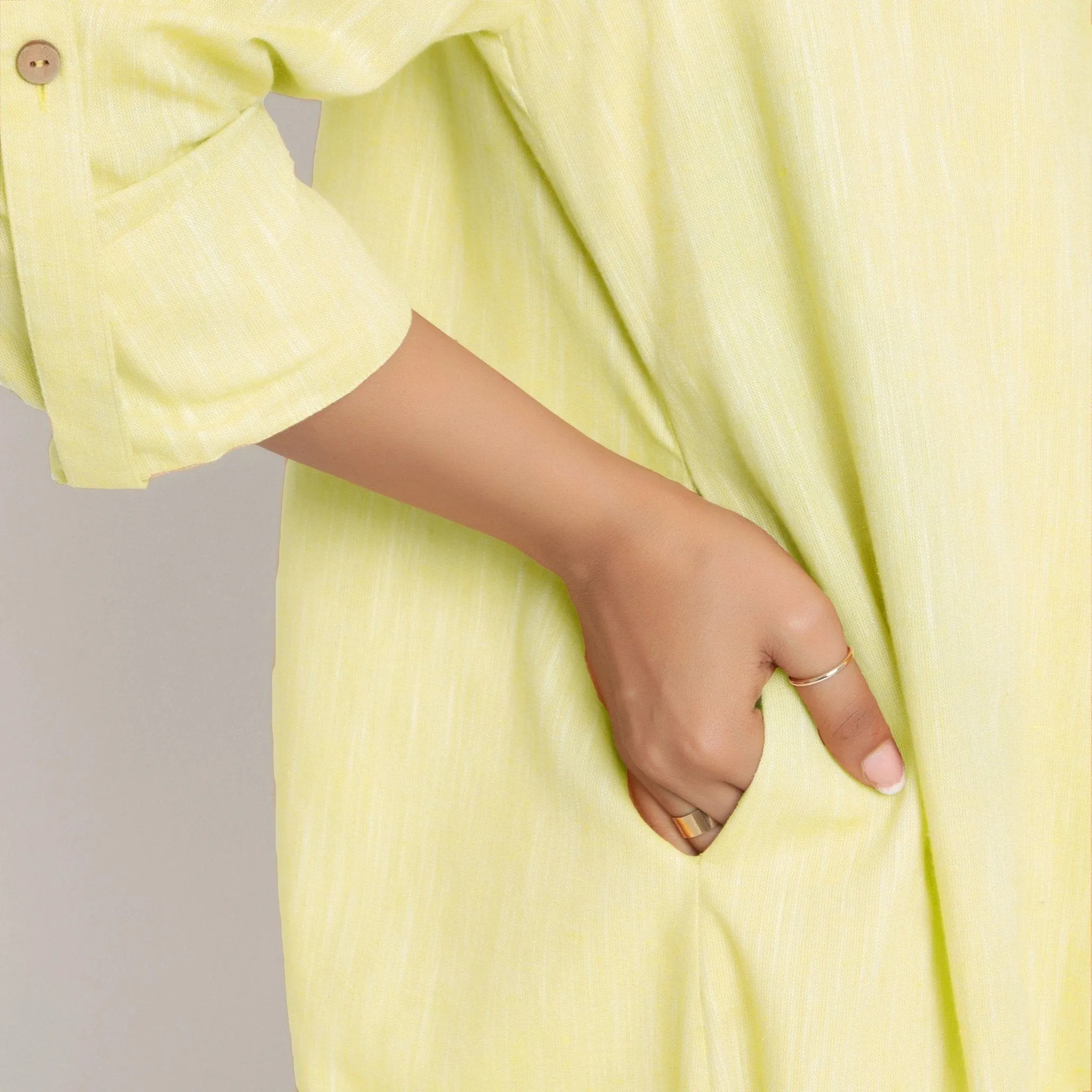 Lemon Yellow Yarn Dyed Cotton Lapel Collar Overlay