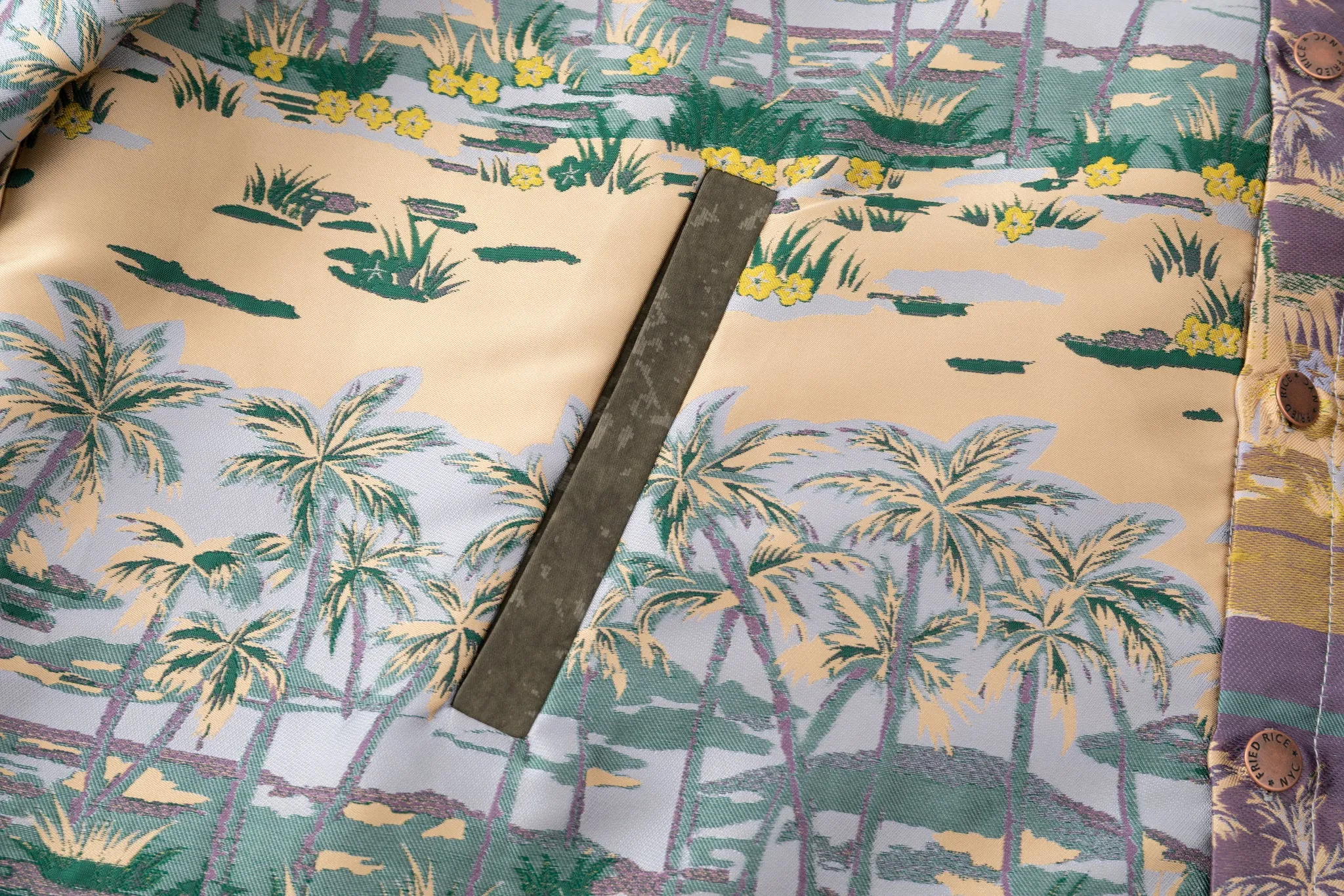 Loose Fit Overshirt - Contrasting Vintage Tropical