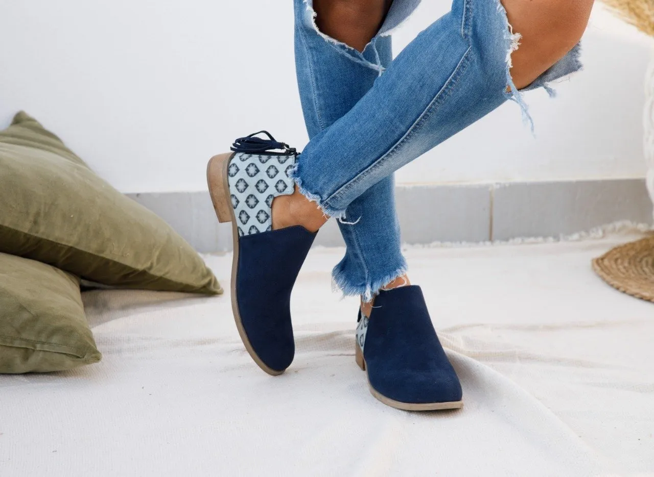 Patterned Boho boots grey